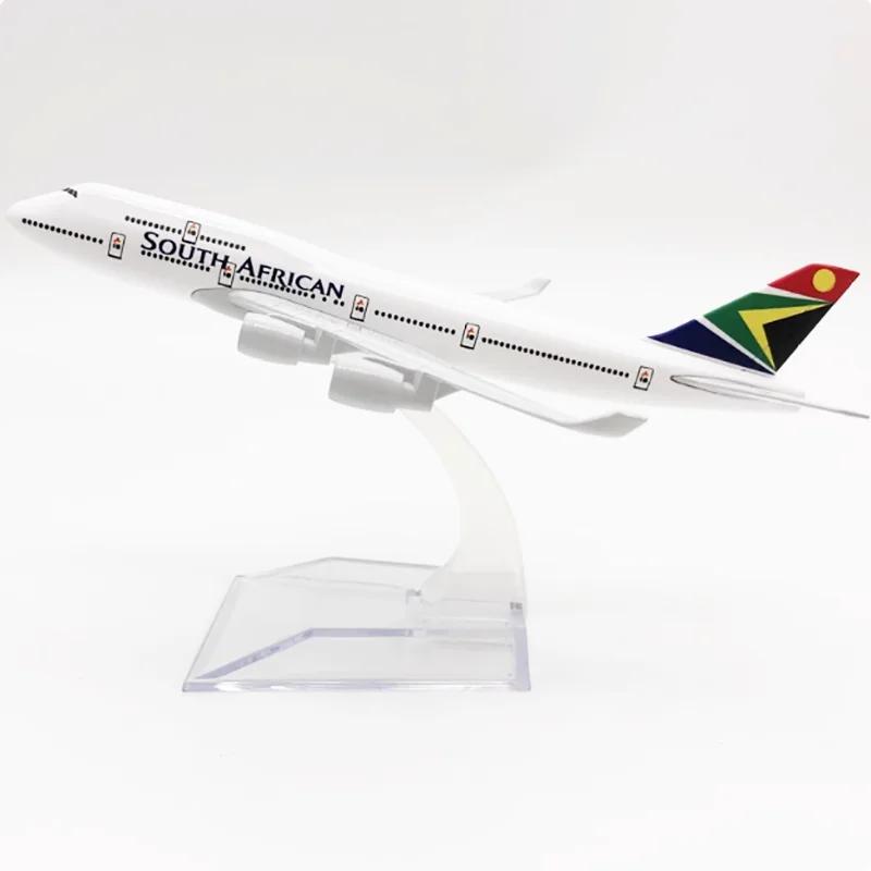 

1:Модель самолета Boeing 747 South African Airways в масштабе 400, B747, симулятор пассажирского самолета, 16 см, сплав, модель самолета, статическая экспозиция