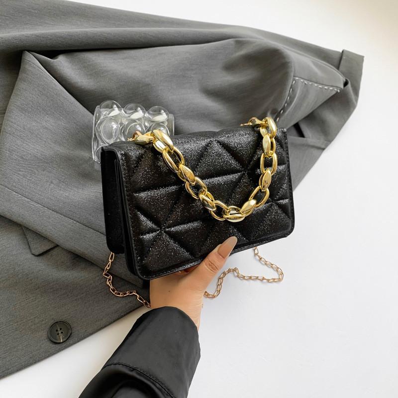 

Trendy Small Square Shoulder Bag Fashionable Retro Commuter Handbag For Daily Use In Multiple Colors чёрный