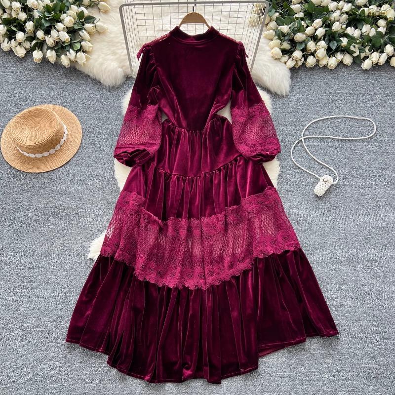 High Street Kleider Frauen Retro Hohle Spitze Patchwork Gold Samt Kleid Französisch Perle Schnalle Taille Länge Vintage Chic Kleider