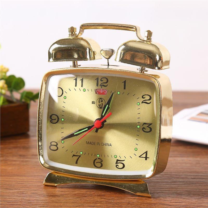 Vintage-style Metal Alarm Clock with Horseshoe Bell Sound, Spring-Wound for Students
