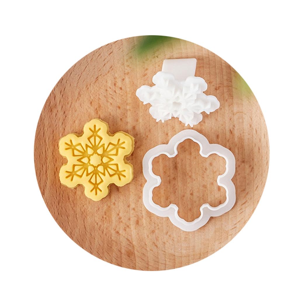 Christmas Snowflake Cookie Cutters Pressable Biscuits Mold Plastic Cookie Stamps DIY Cake Baking Tool Easy to Clean