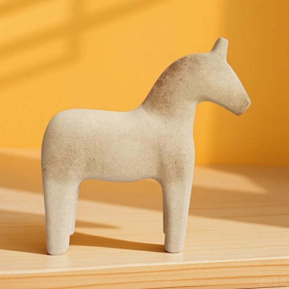 Farmhouse Style Unpainted Horse Statue Handmade Blank Animal Figurine Wooden Horse  Festive Event