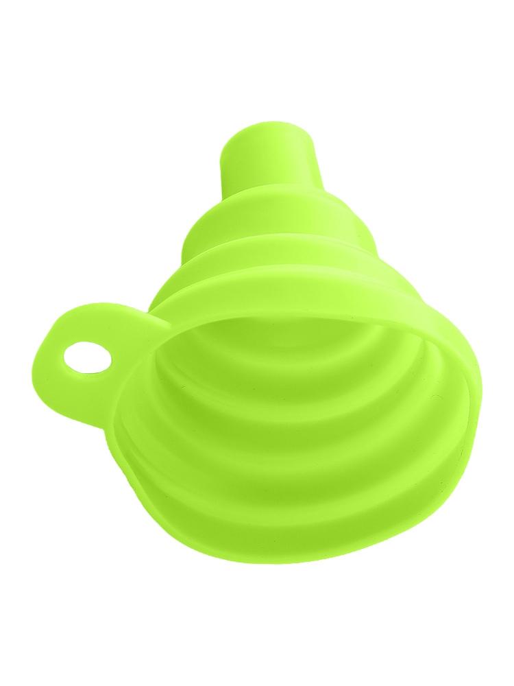 Sleek Portable Funnel Design Made of Heat Resistant Silicone Material