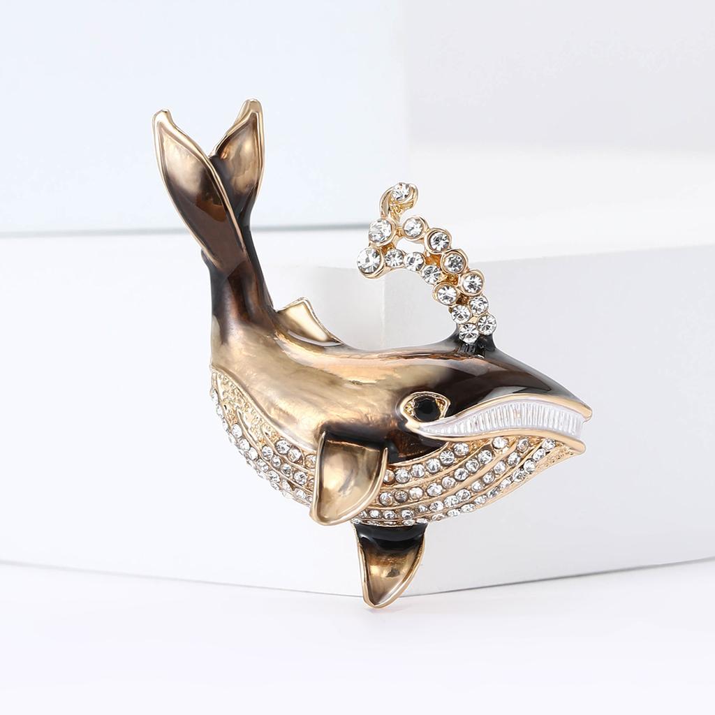Fashion Enamel Whale Brooches for Women Rhinestone Sea Animal Pins Event Party Gifts New Backpack Decoration Clothes Accessories
