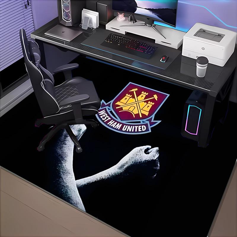 1PC West Ham United Crest Rug Game Carpet, Floor Mat for Bedroom Living Room Entryway Rug, Home Decor Idea Gift for Christmas Birthday