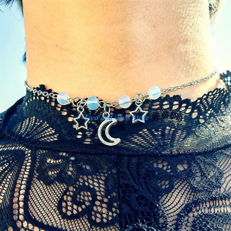 HX6F Moon and Star Charm Necklace Unique Pendant Necklace Trendy Necklace Chain Necklace Suitable for Evening Occasions