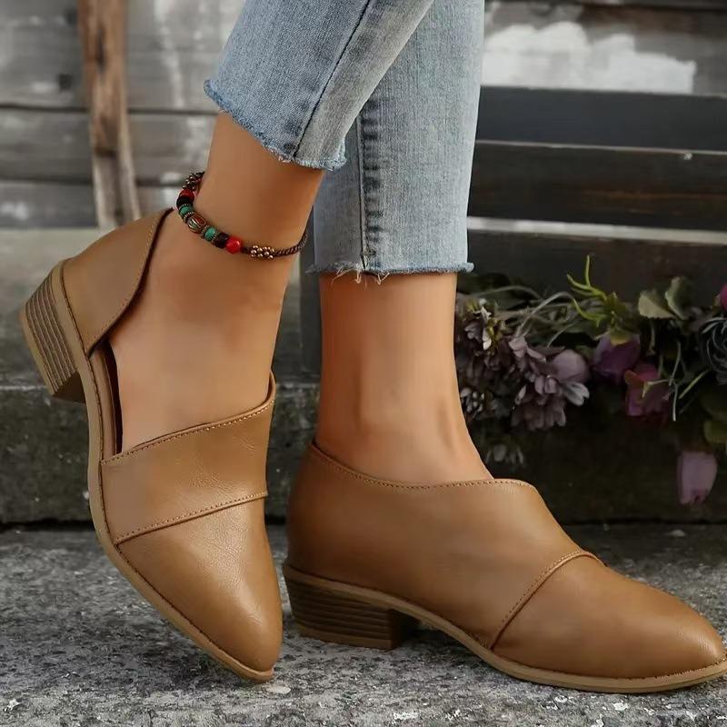 Bottines Chelsea à Talon Carré pour Femmes Grandes Tailles - Bottines à Enfiler à Bout Pointu avec Talon Bloc, Dessus en PU et Semelle Intérieure Coussinée, Bout Rond Noir