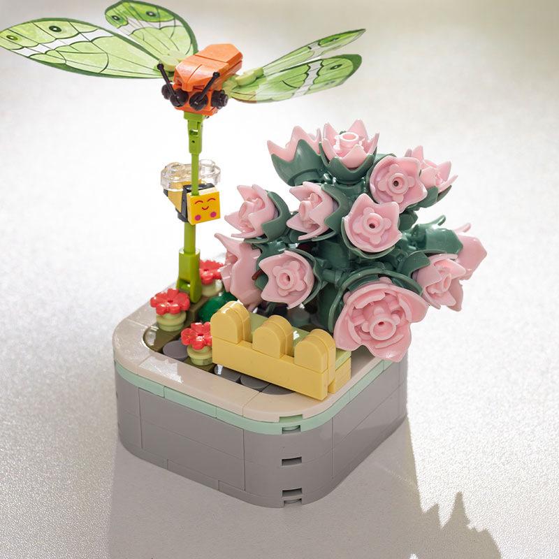 Compatible Lego Insect & Animal Building Blocks: Educational Flower Assembly Toy & Holiday Gift for Kids' Desktop Ornaments