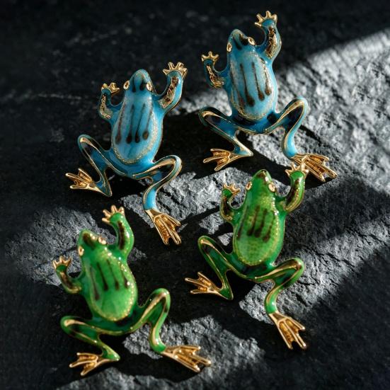 1 Pair Stud Earrings Enamel Dripping Glossy Frog Shape Ear Studs Hip Hop Style 3D Frog Split Design Earrings Jewelry Gift