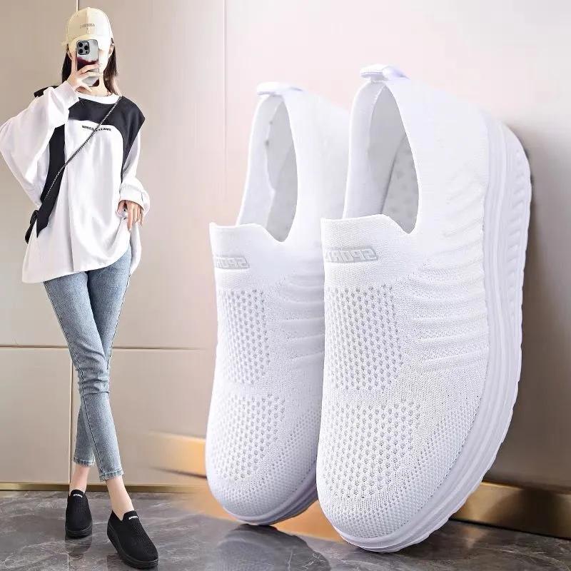 All-black Work Shoes, Women's Spring and Summer, Standing for A Long Time Without Tired Feet, Kitchen Small Black Shoes, Thick-soled Muffins
