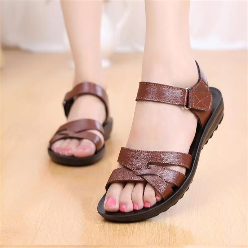 Soft Leather Mother Sandals Comfortable Soft Sole Middle-aged and Elderly Women's Sandals Flat Non-slip Elderly Sandals Women's Summer Grandma Shoes