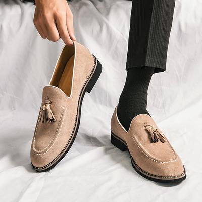 Marke Herren Quasten Wildleder Slipper Leder Fahrschuhe Designer Herren Mokassins Retro Spitz Bankett Gesellschaftsschuhe Männlich