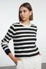 Women's Fashion Stylish Sweater Black Soft Textured Crew Neck Knitwear Sweater