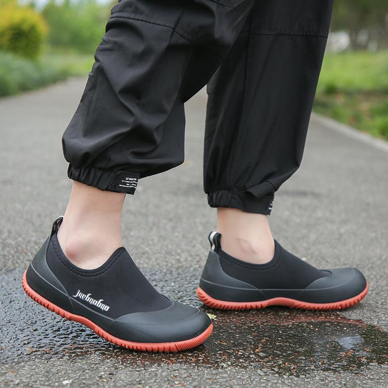 

Мужские высококачественные модные низкие ботинки, легкие водонепроницаемые резиновые сапоги для дождя - Нескользящие уличные ботинки для ходьбы по воде с коротким голенищем 255 (size 41) [Runs small]