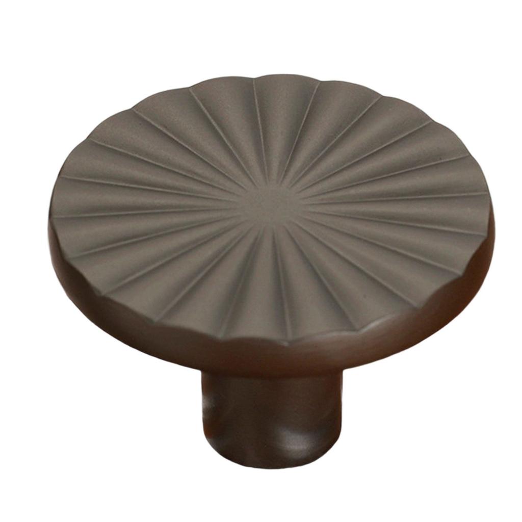 Pack of 6 Cabinets Knobs Brushed Brass Zinc Alloy Round Drawer Handle for Closet Dresser and Wardrobe Decoration