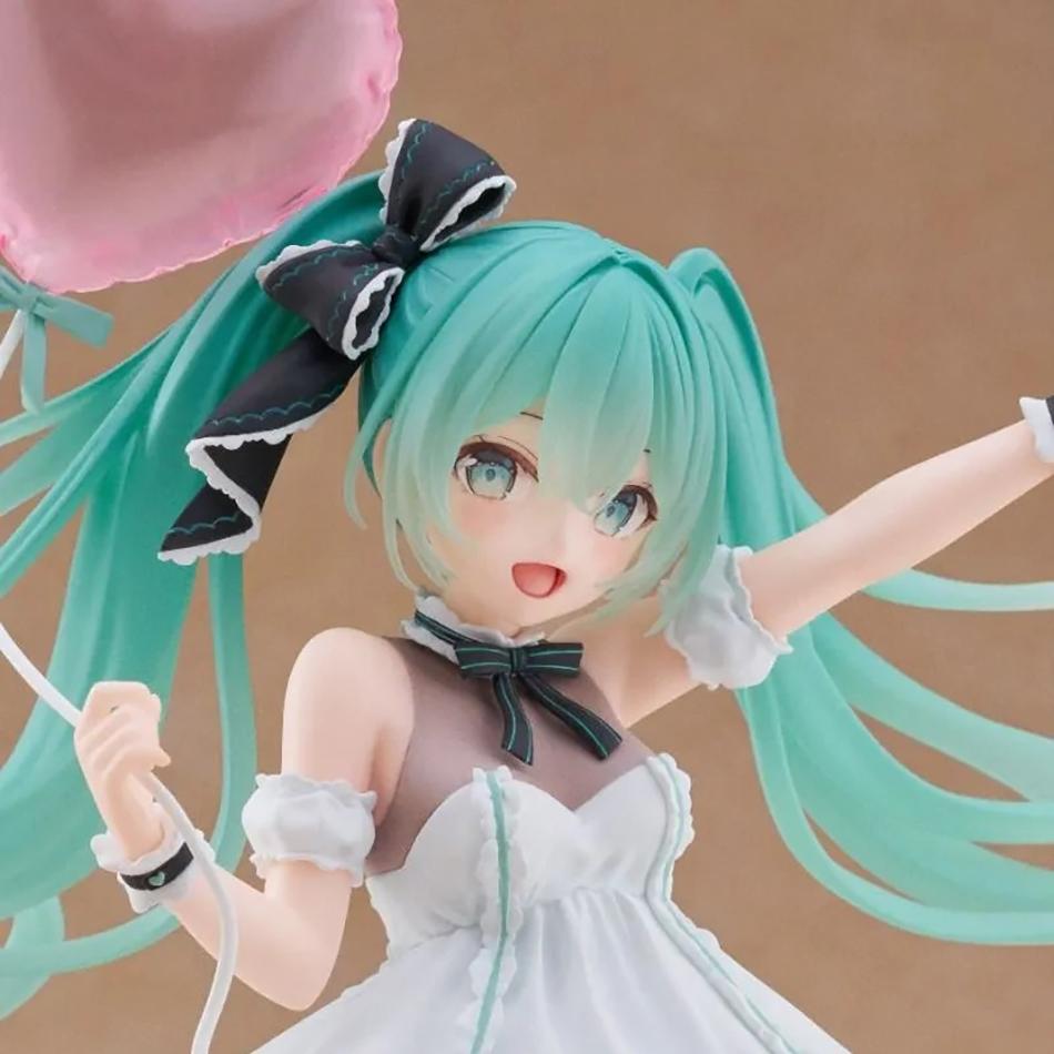 In Stock 19Cm Hatsune Miku Fashion Series Fancy Ver. Kawaii Anime Miku Figures Model Toys Gifts For Fans Deocration