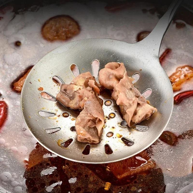 Sada kuchyňského nádobí z nerezové oceli 304 Lopatka Cedník Polévka Lžíce Lžíce Lžíce Stěrka s dřevěnou rukojetí Kuchyňské náčiní