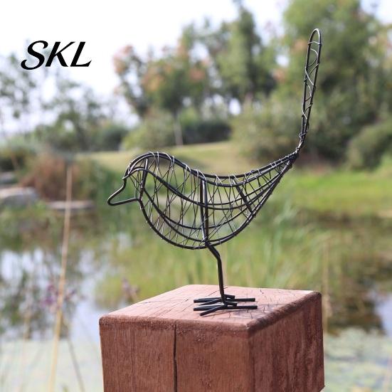 Handcrafted Iron Bird Figurine Wire Figurine, Minimalist Hollow Metal Sculpture, Stable Desk Accessory Rustproof Tabletop Decor for Bookshelf,