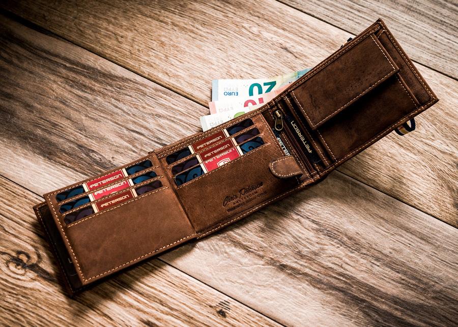 Men's Nubuck Wallet with RFID Protection - Peterson