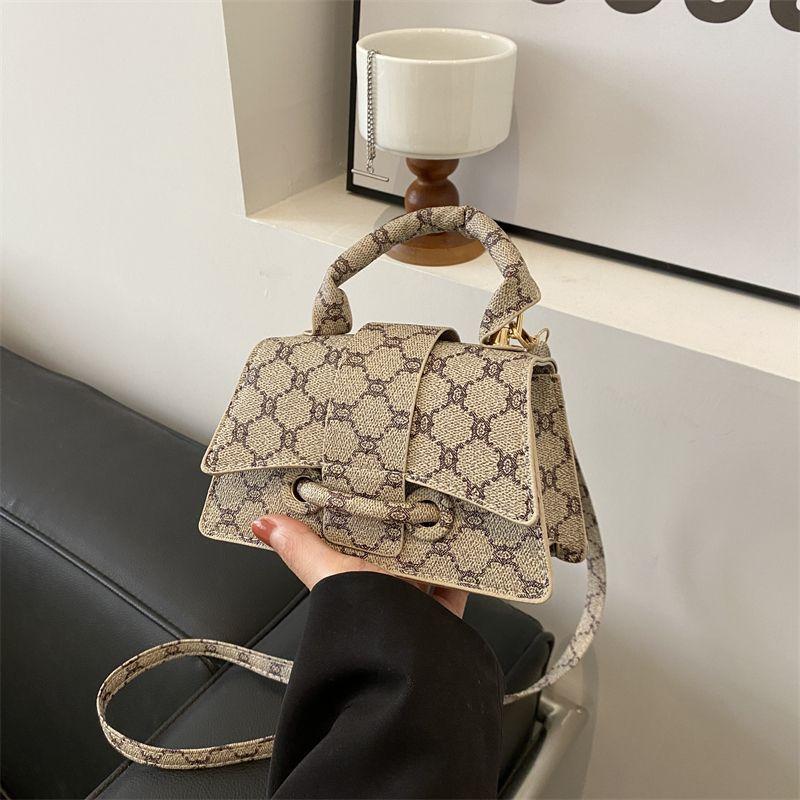 

Premium texture niche bag ins sense versatile handbag 2025 new Korean version mini shoulder messenger women s bag хакі