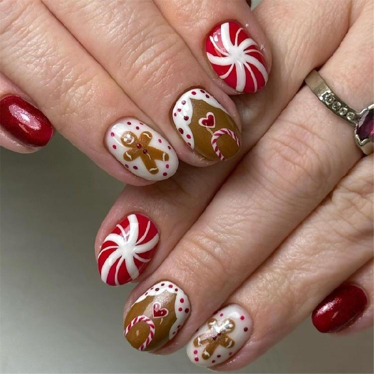 

Christmas Full Cover Stick on Nail Chocolate House Press On Nail False Nail Gingerbreads Man Artificial Nail 1