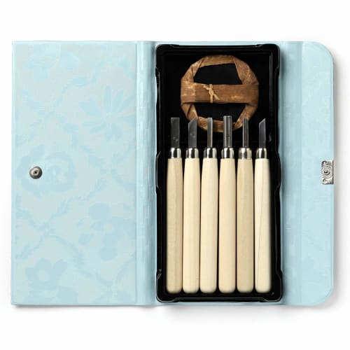 

Yoshiharu Cutlery Maruichi Carving Knife Set of 6 in Leather Case S-6