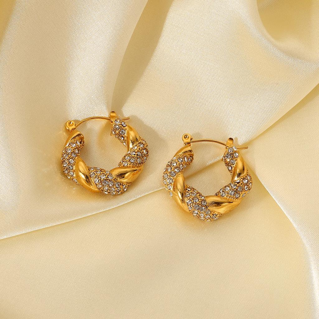New Fashion Ins Twisted Stainless Steel 18K Gold Plated Stud Earrings Double CC Shape Smooth Hoop Earrings