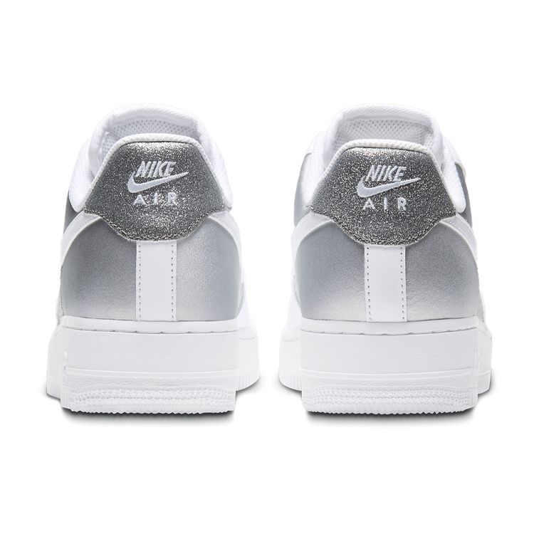Nike Baskets Air Force 1 07 Blanc Argent Métallisé Femme DD6629-100