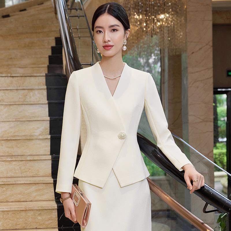 Elegant Apricot Women's Blazer Set: Chic Street Style, High-End Professional Suit