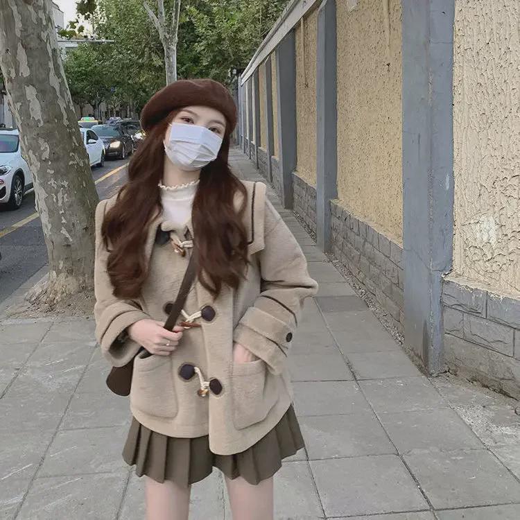 Women's Two-Piece Set: T-Shirt Jacket & Pleated A-Line Skirt for All Seasons