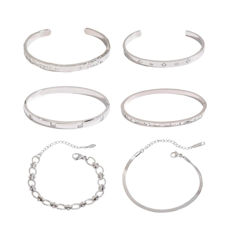 Modern Bangle Stainless Steel Bracelet Jewelry Adjustable Size Wristband Unisex Accessory for Casual Or Formal Outfits