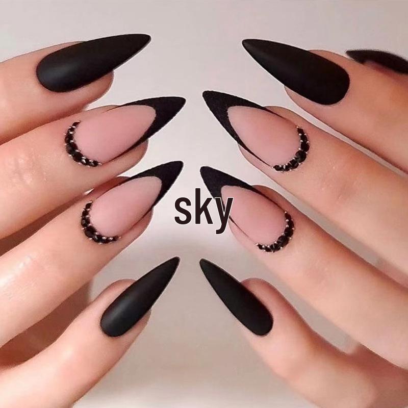 Съемные типсы для ногтей с французским черным краем, стразами и матовым покрытием
