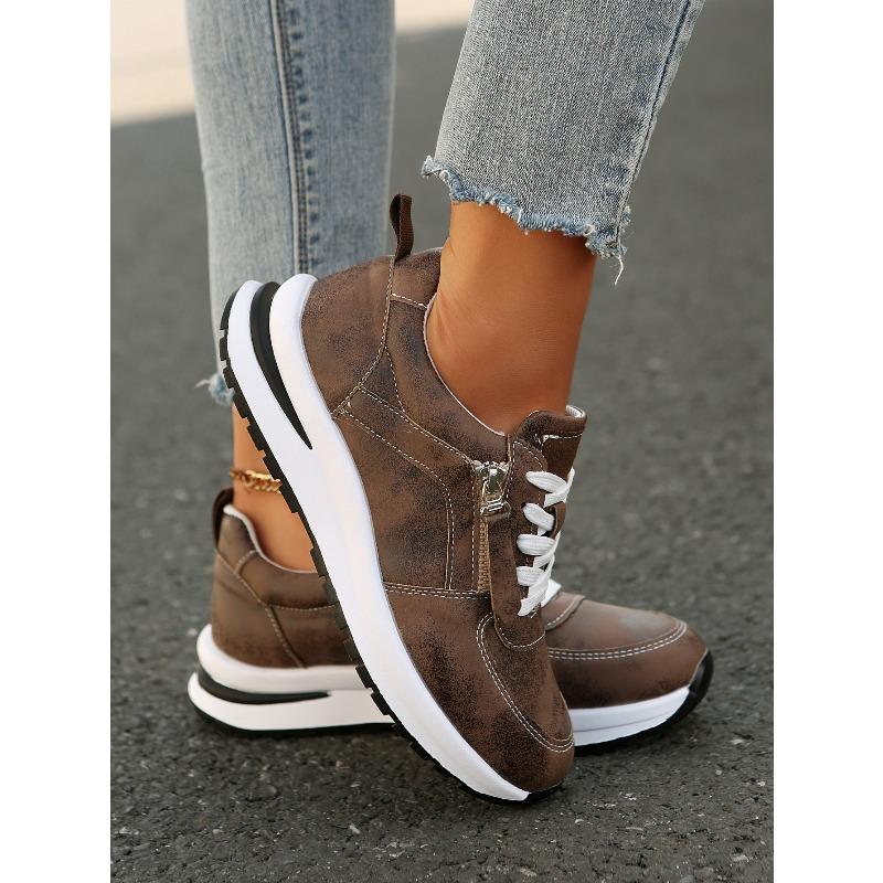 Women's Large Size Spring Flat Round Toe Lace-Up Solid Color Casual Shoes.