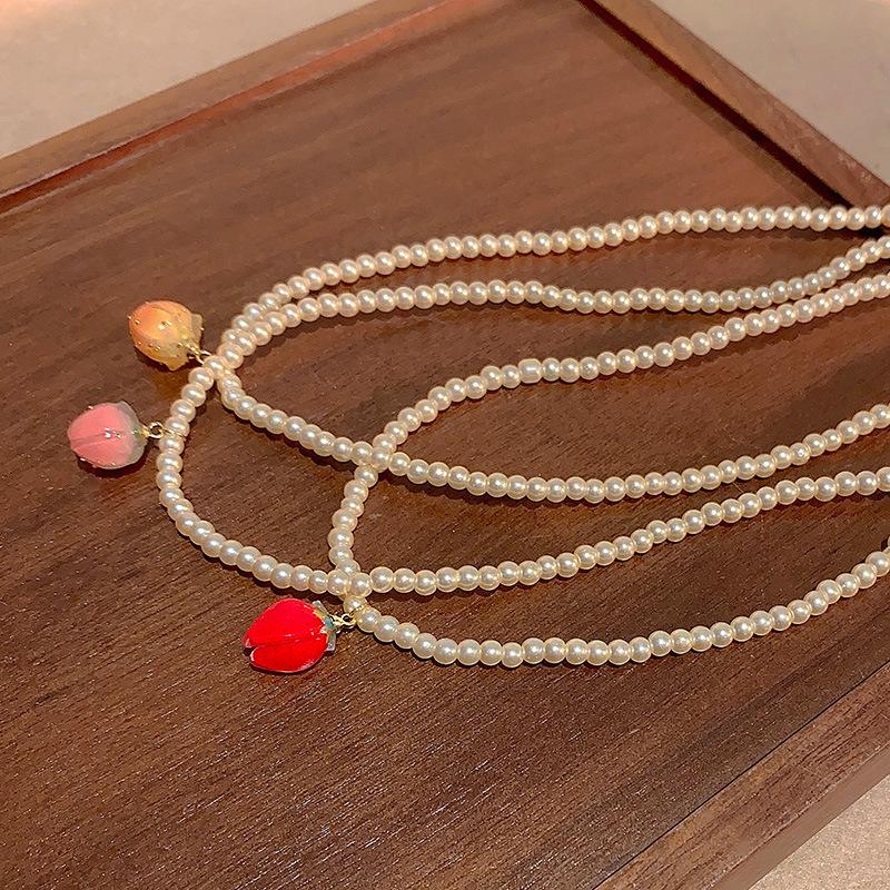 Peach Pendant Pearl Necklace for Women Exquisite Sweet Flower Bead Collarbone Chain Dopamine Style Casual Versatile Jewelry Gift