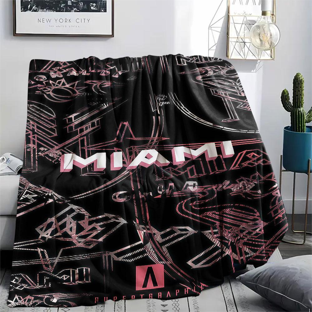 1 יחידה שמיכת פלנל עם דוגמת Inter Miami CF מתאימה לכל העונות לקישוט הבית חום ונוחות מתנות מתנת חג
