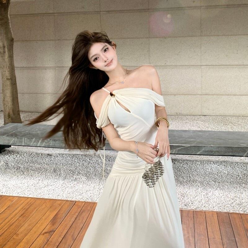 White Mesh Diagonal Shoulder Suspender Dress Summer Seaside Vacation Beautiful Waist Birthday Dress Big Swing Long Skirt