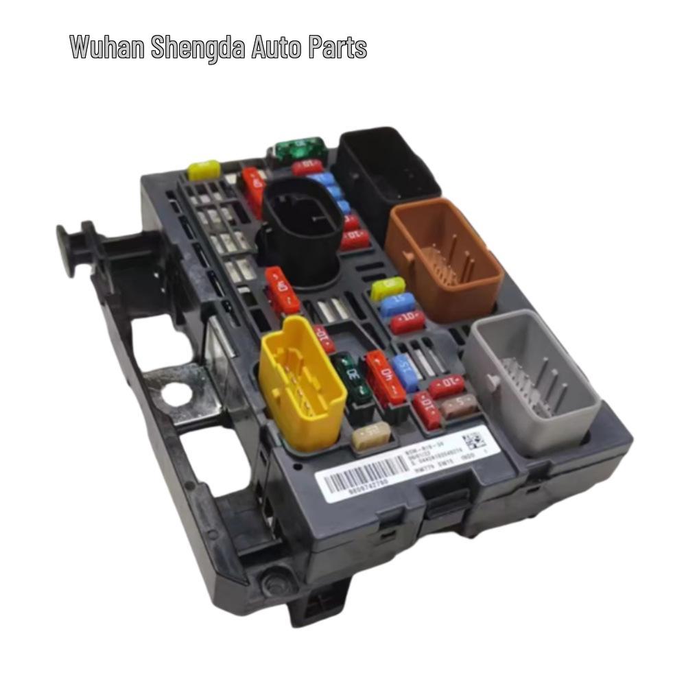 

Peugeot 3008, Citroen C5/C4 Fuse Box - BSMR01 R02/R18/R19 (9807028580)