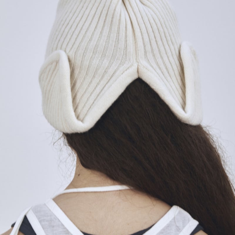 ENAVANT Merino Wool Earflap Knit Beanie (2 Colors)