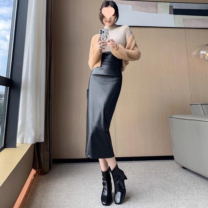 High-Waisted PU Leather Pencil Skirt with Back Slit - Women's Autumn/Winter Midi Skirt