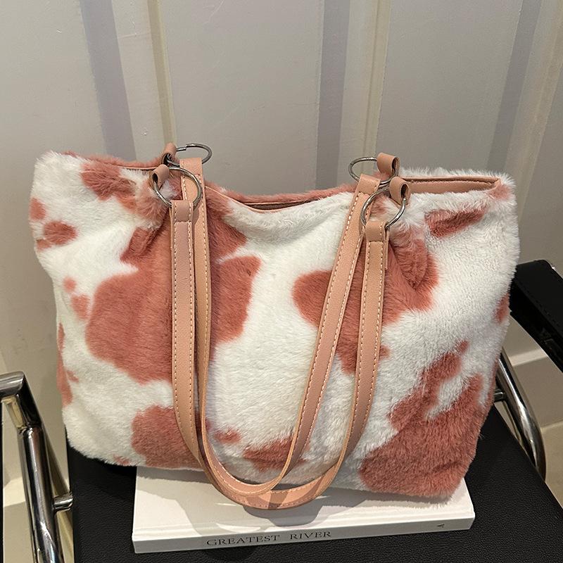Plush Personality Versatile Shoulder Bag for Women and Women Bag High-quality Fashionable Handbag for Women and Underarm Bag