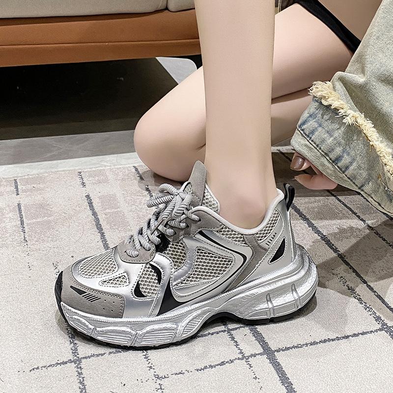 Plateauschuhe mit dicker Sohle für Damen, Frühjahr 2024 neu, silbernes Mesh, atmungsaktiv, leicht, Sport- und Freizeitschuhe
