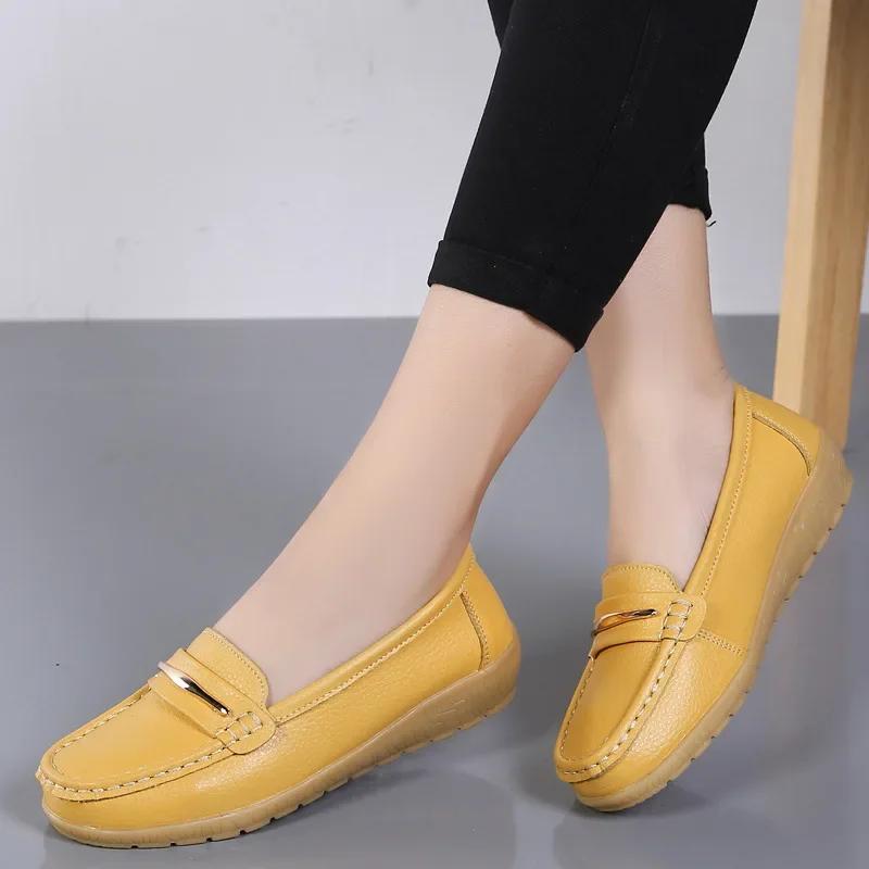 Fashion Classic New Leather Shoes comfortableBreathable Shoes Slip On Women Flats  Women's  Spring Autumn Mother Shoes