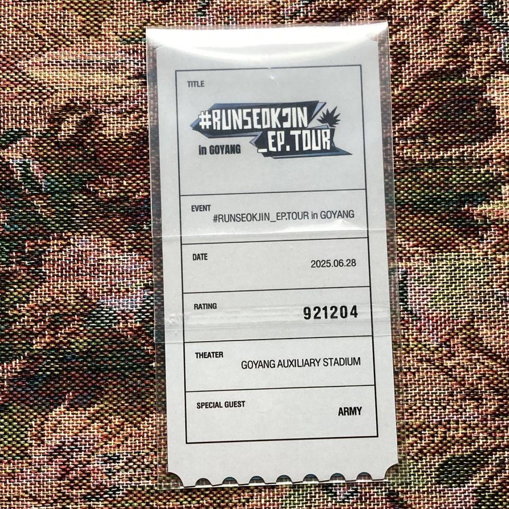 [USED] RUNSEOKJIN_EP.TOUR 6/28 BTS JIN Trading Card
