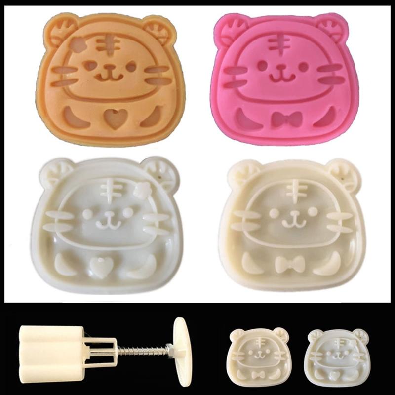 50g Cute Tiger Shape Plastic Mooncake Molds Mooncake Mould DIY Baking Accessories Kitchen Gadget for Mid-Autumn Festival