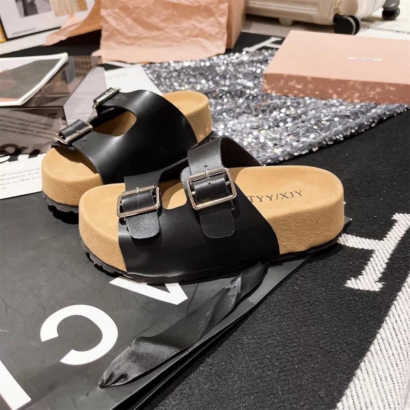 Metal buckle Internet celebrities with the same thick-soled muffin summer new one-word small sandals to wear slippers outside the beach women's shoes