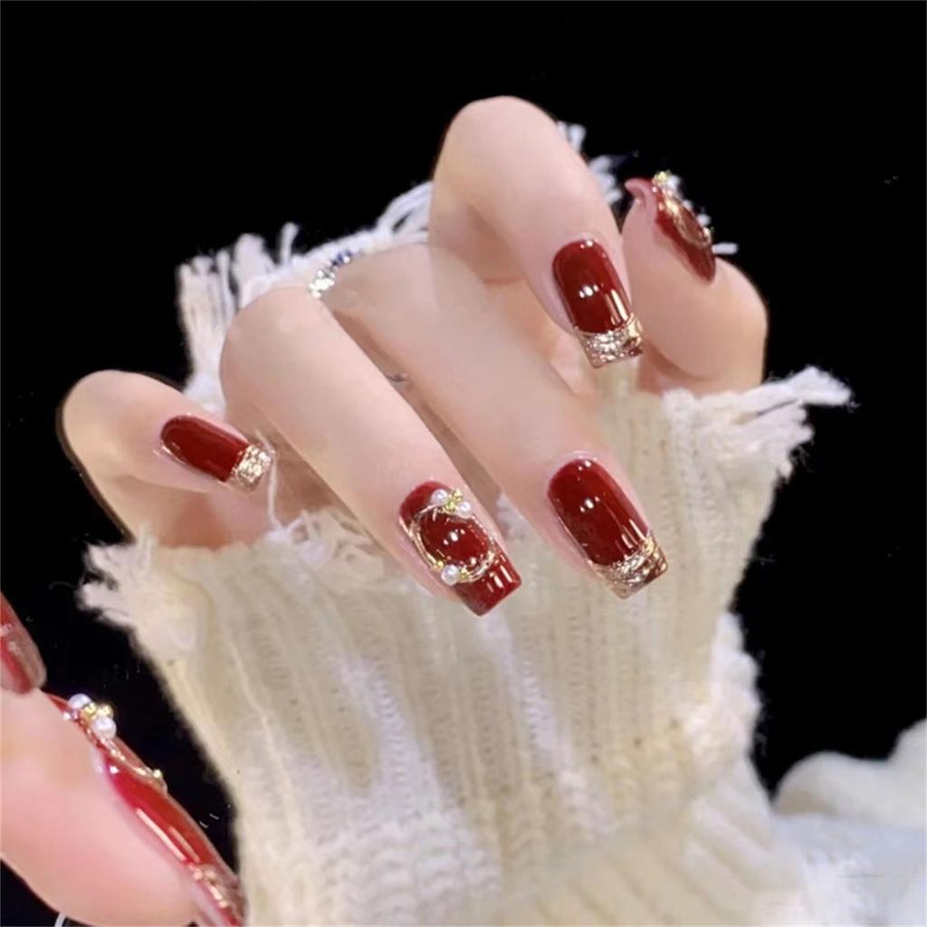 Mid-length Red False Nail Imitation Pearl Gold Line Reusable Artificial Nail for Hand Decoration Nail Art