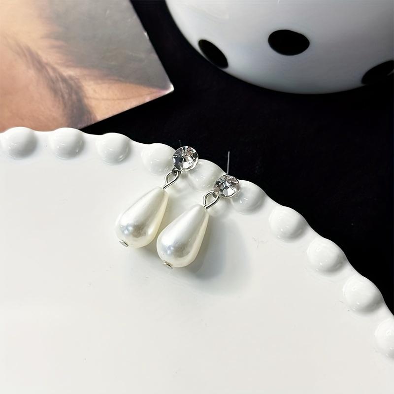 3pcs/set Fashion Heart-shaped Pendant Necklace Earrings Set Holiday Parties Daily Wear Women's Resin Jewelry Accessories Gifts