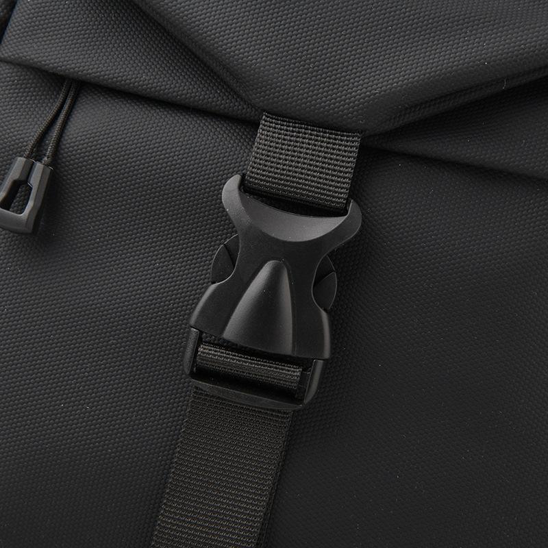 Повседневная водонепроницаемая мужская нагрудная сумка — фото 15