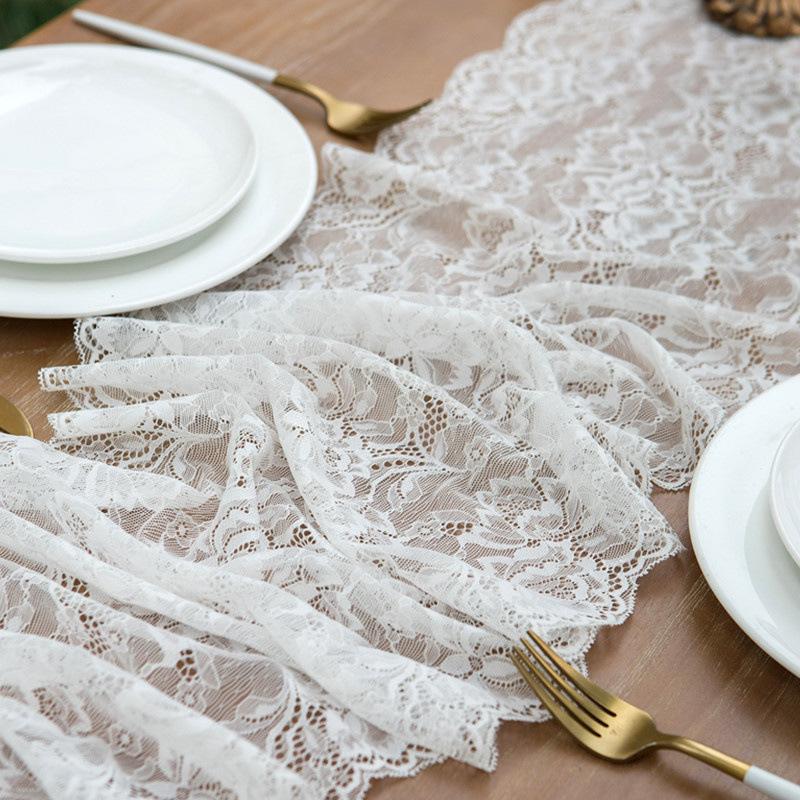 Elegantní krajkový běhoun na stůl Francouzský romantický výřez Atmosféra Prostírání Vhodné pro domácí dekor jídelny Obývací pokoj Svatba Večírek Sváteční dekorace