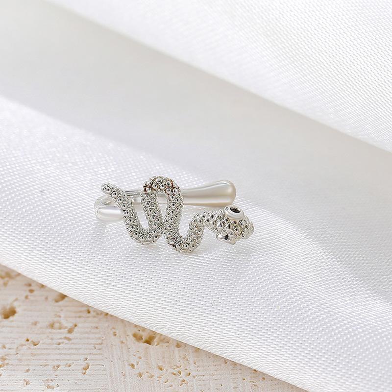 Snake Nose Ring Women Men Personality Punk Nose Nail Fake Piercing Body Jewelry U-Shaped Nose Clips Female Hip Hop Accessories